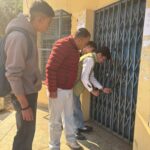 समर्थ पोर्टल भर्ती में देरी पर छात्रों का प्रदर्शन, सेंटर में ताला लगाया