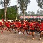 अग्निवीर बनने के जुनून में दूसरे दिन दौड़े 930 युवा, 681 ने पार की पहली बाधा
