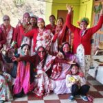 छलड़ी पर रंगों में सराबोर रहा अल्मोड़ा, बच्चों से बुजुर्गों तक दिखा उत्साह