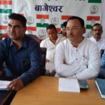 युवाओं के भविष्य से खिलवाड़ कर रही प्रदेश सरकार