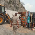 सड़क हादसे में डेढ़ वर्षीय मासूम बच्ची की मौके पर ही मौत