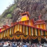 वैदिक मंत्रोच्चारण और पूजा-अर्चना के साथ  खुले गंगोत्री और यमुनोत्री धाम के कपाट 