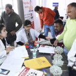 मुख्यमंत्री धामी के निर्देश पर हल्द्वानी मीडिया सेंटर में पत्रकारों हेतु लगाया गया निःशुल्क स्वास्थ्य शिविर