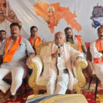 हिंदुत्व की रक्षा के लिए तीन बच्चे पैदा करें: तोगड़िया