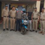 “ऑपरेशन प्रहार” की गूंज: 16 घंटे में चोरी की स्कूटी बरामद, दो अभियुक्त सलाखों के पीछे