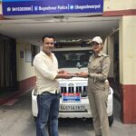 ईमानदारी की मिसाल बनी बागेश्वर पुलिस, युवक का खोया पर्स खोजकर लौटाया
