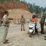ऑपरेशन प्रहार के तहत बागेश्वर पुलिस का शिकंजा, 19 वाहन चालकों पर कार्रवाई, छह बाहरी व्यक्तियों का सत्यापन